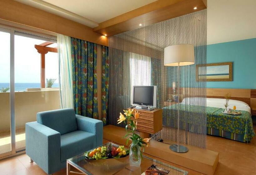 סוויטת ג'וניור נוף לים, Elba Carlota Beach & Golf Resort