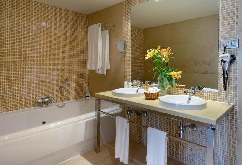 חדר משפחתי, Elba Carlota Beach & Golf Resort