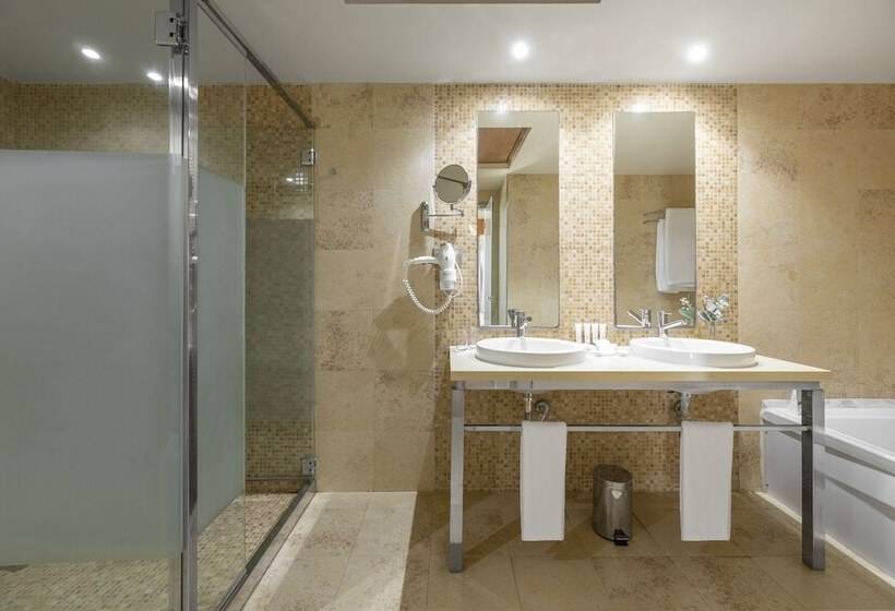 סוויטת ג'וניור נוף לים, Elba Carlota Beach & Golf Resort