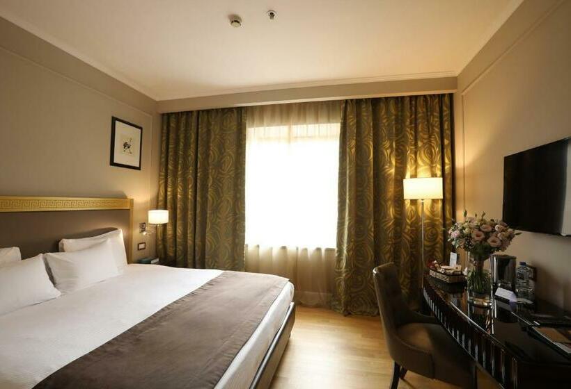 스탠다드 룸 킹사이즈 침대, Grand Hotel Yerevan   Small Luxury Hotels Of The World