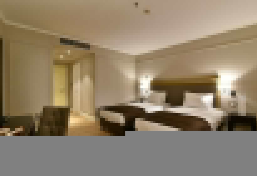 클래식 룸, Grand Hotel Yerevan   Small Luxury Hotels Of The World