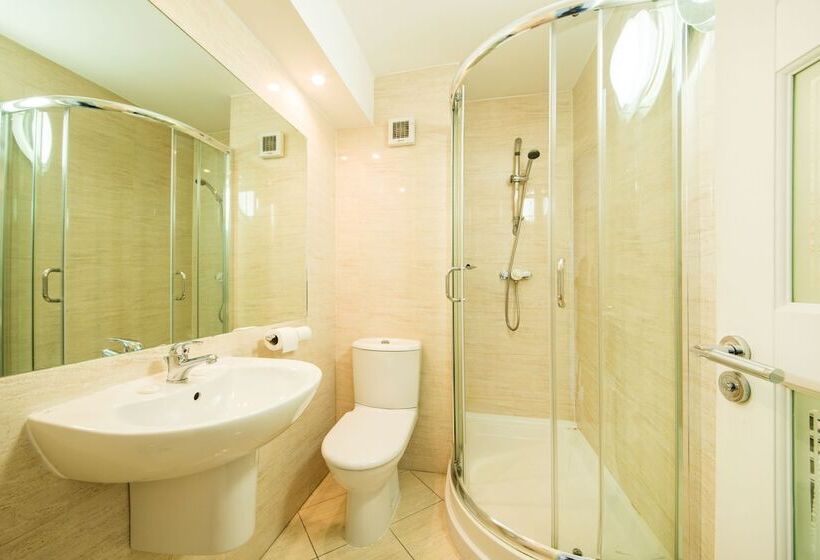 Номер Стандарт, Arden Hotel And Leisure Club