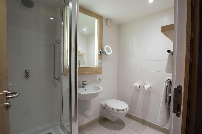 Номер Стандарт, Doubletree By Hilton Coventry Building Society Arena
