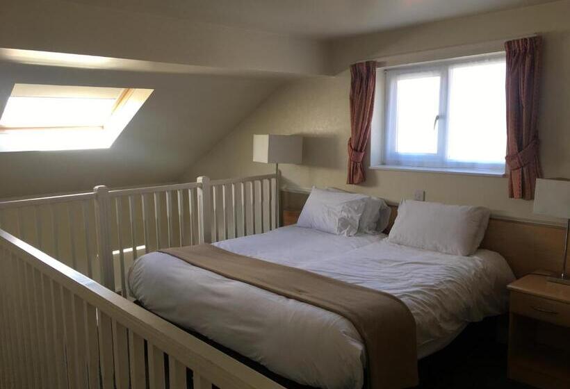 اتاق استاندارد با تخت بزرگ, Moreton Park