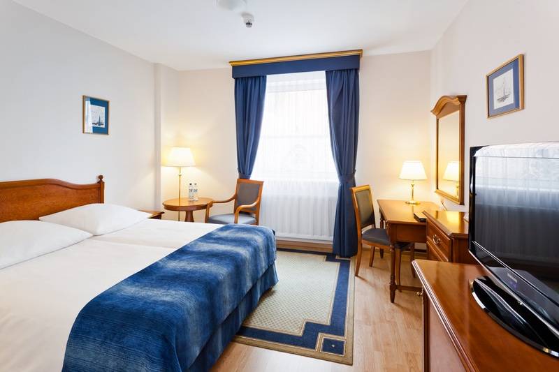 سوییت جونیور, Qubus Hotel Wrocław