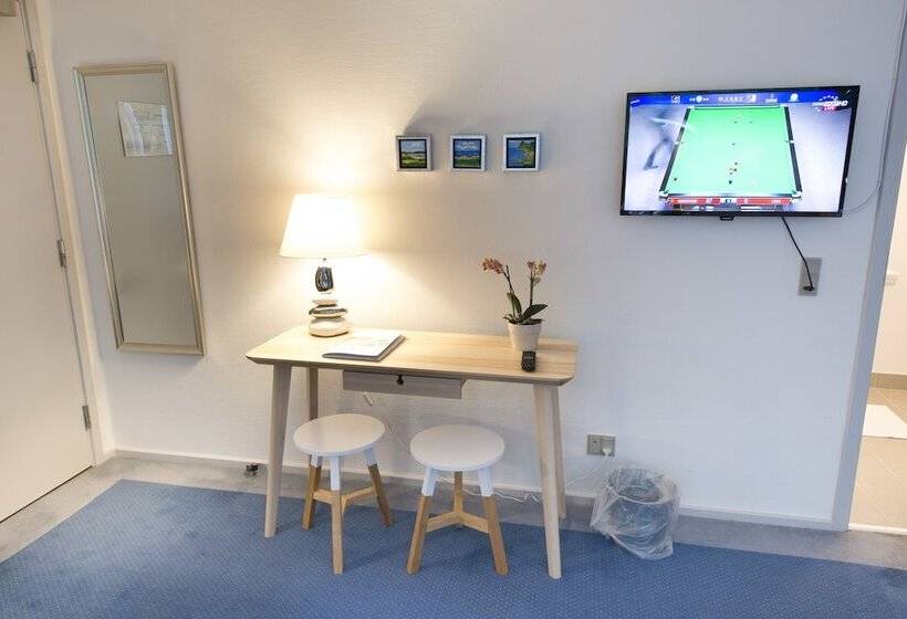 חדר משפחתי, Juelsminde Strand