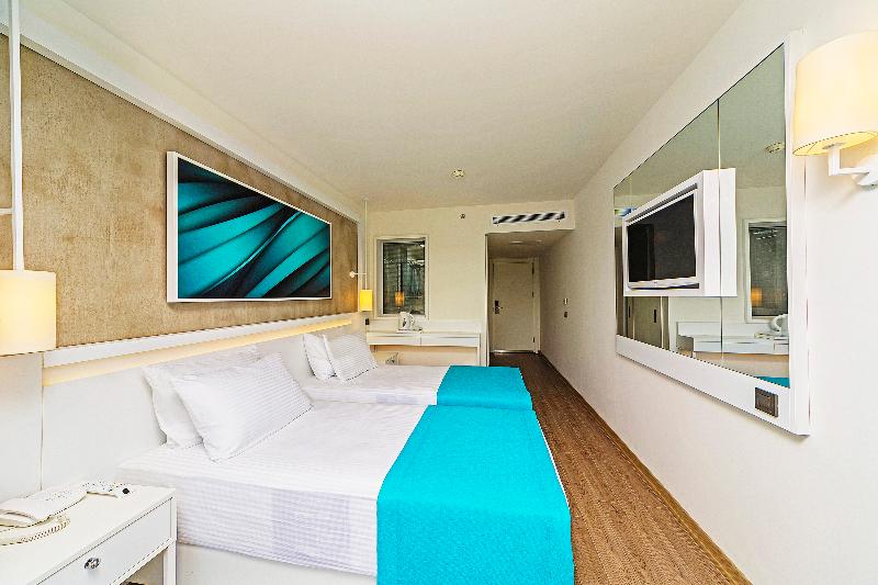 Номер Стандарт Вид на Море, Poseidon Hotel   Adult Only
