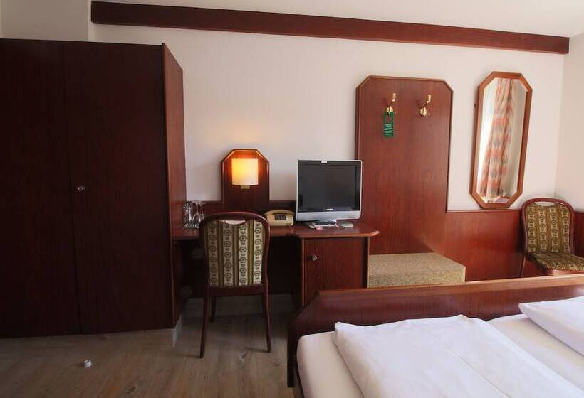 Классический Номер, Restaurant Und Gästehaus Löwen