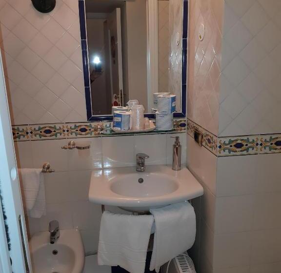 Family Suite, Antica Repubblica In Amalfi Center At 100mt From The Sea