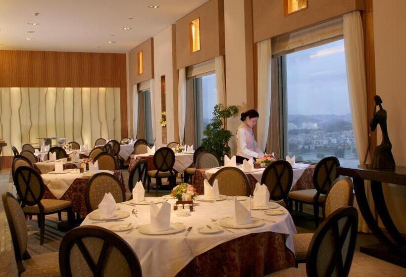 Superior room with lake view, Huizhou Kande International