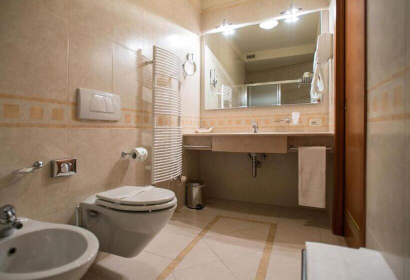 Номер Стандарт Индивидуальный, Phi Hotel Astoria