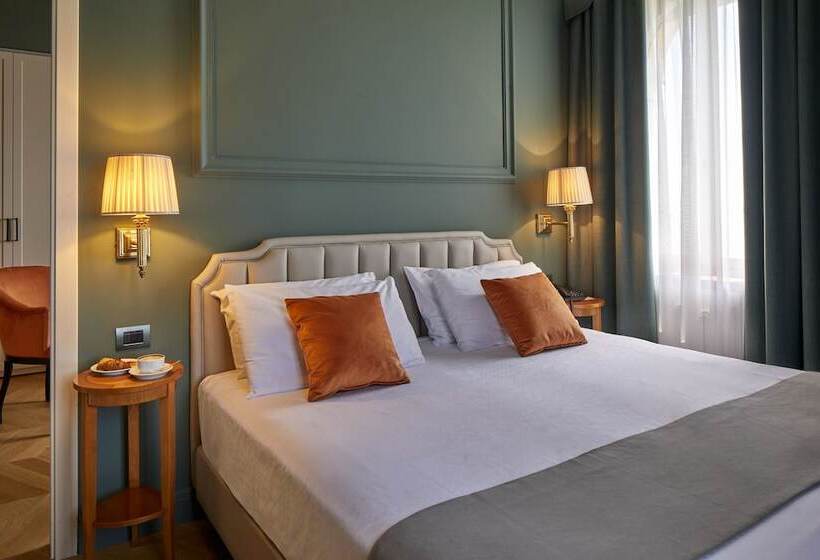 جناح جونيور مطل علي البحيرة, Villa Del Sogno