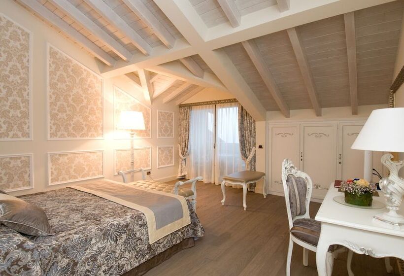 Полулюкс Вид на Озеро, Villa Del Sogno