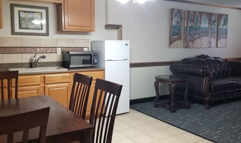 Президентский Люкс, Baymont By Wyndham Des Moines North