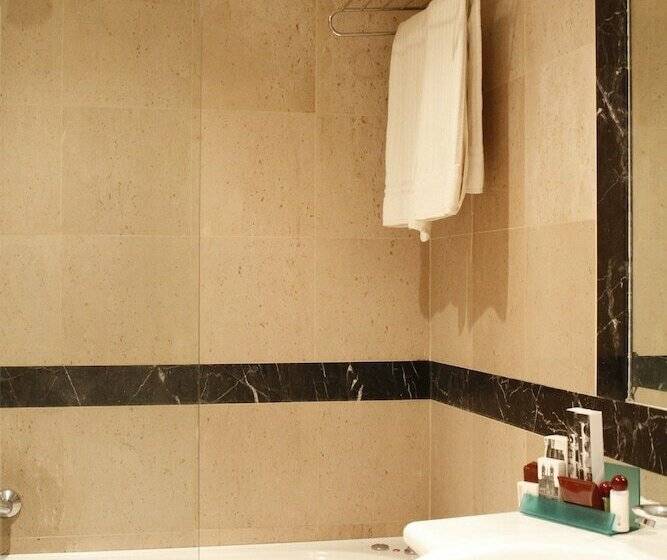 اتاق خانوادگی, Boutique Hotel Trevi