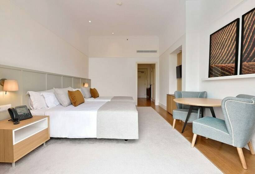 Quarto deluxe, Dolce Camporeal Lisboa