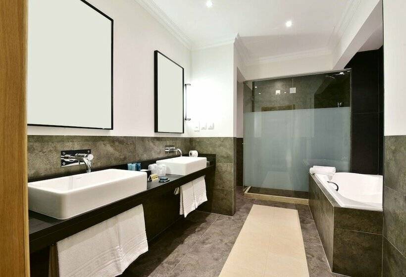 Suite Duplex, Dolce Camporeal Lisboa