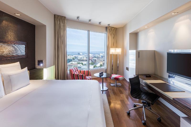 اتاق استاندارد با چشم‌انداز, Swissôtel Tallinn
