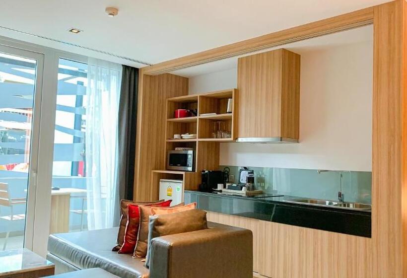 اتاق لوکس, Kudo Hotel & Beach Club