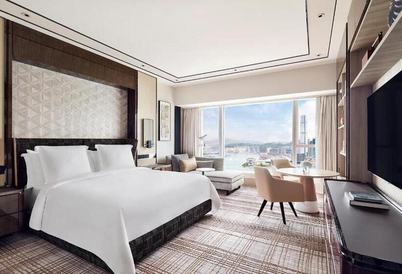 전망 디럭스룸 킹침대, Four Seasons Hotel Hong Kong