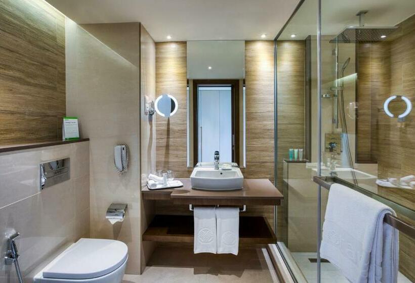 Люкс Вид на Сад, Fujairah Rotana Resort & Spa   Al Aqah Beach