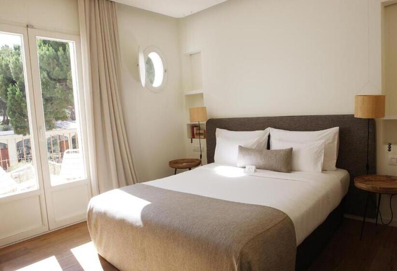 חדר סטנדרט נוף לגינה, Hostal Empúries