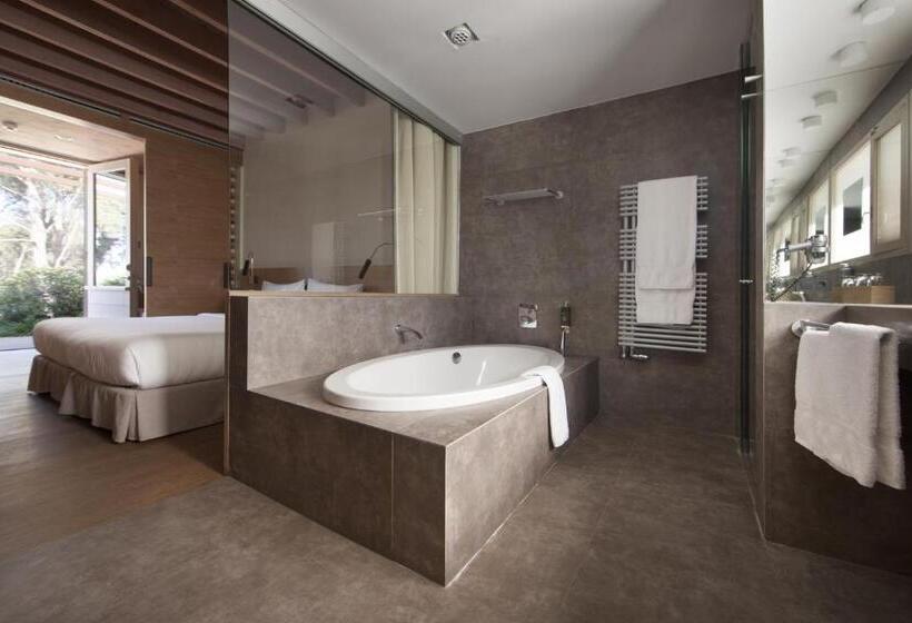 Номер Superior Вид на Сад, Hostal Empúries