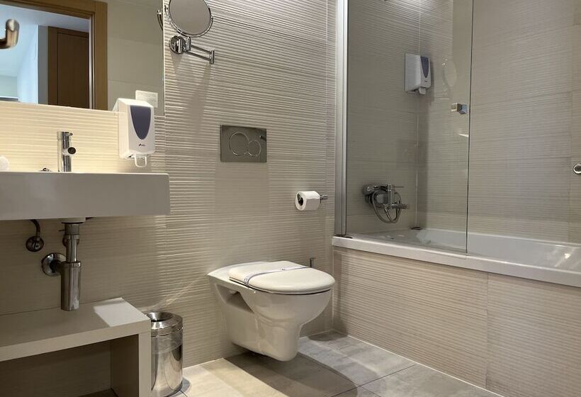 Quarto Familiar, Agora Spa & Resort