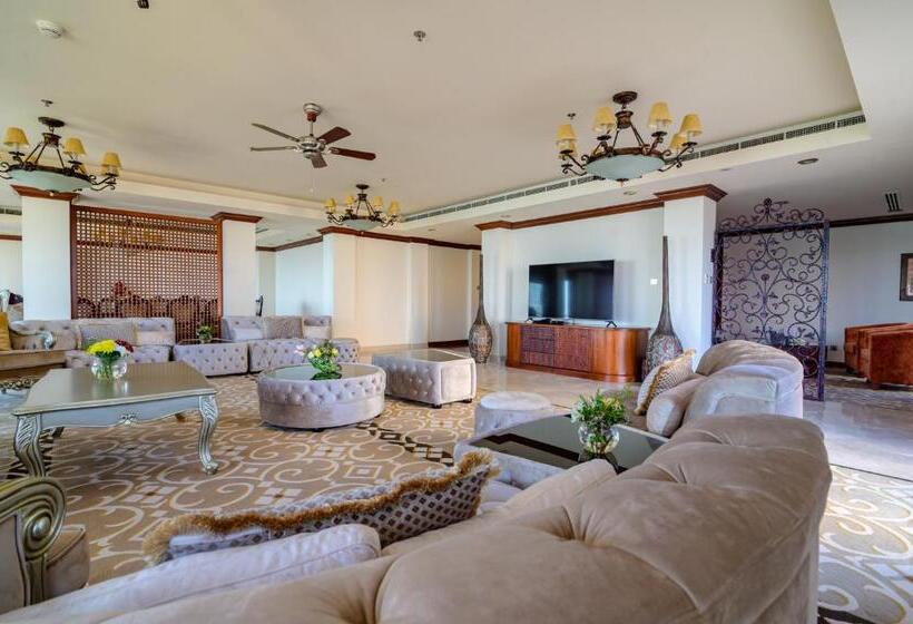 Президентский Люкс, Danat Jebel Dhanna Resort