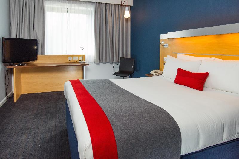 Номер Стандарт, Holiday Inn Express Hamilton, An Ihg