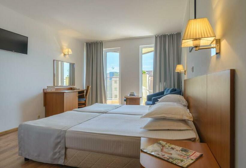 Номер Superior, Madara Park Hotel   All Inclusive