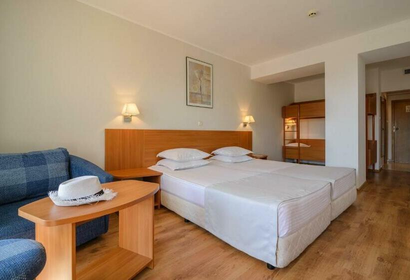 Полулюкс, Madara Park Hotel   All Inclusive
