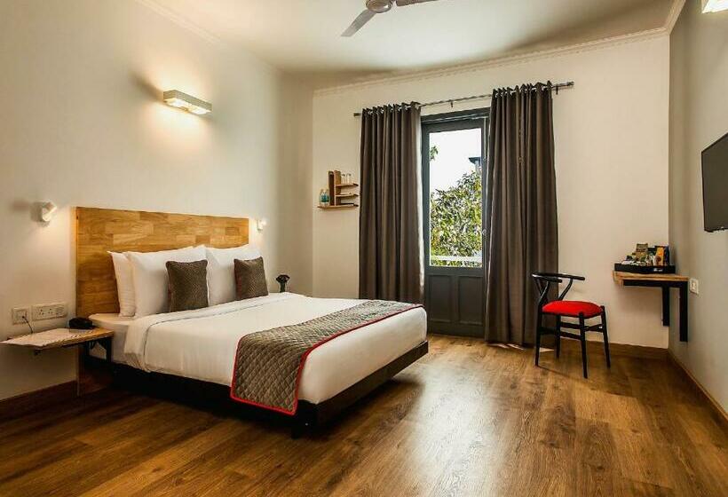 Номер Стандарт, Super Townhouse Mumfordganj   High Court Prayagraj