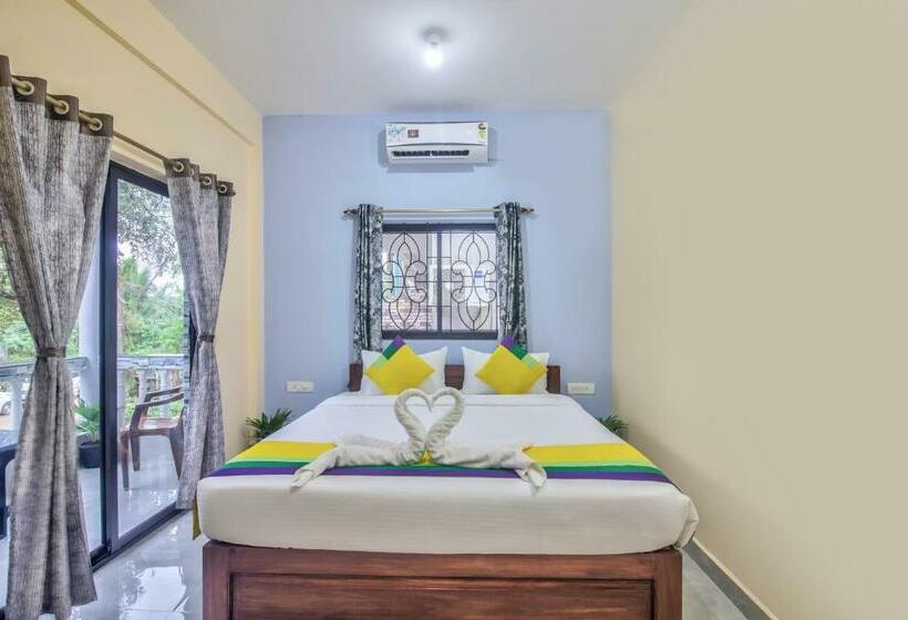 اتاق استاندارد سه تخته با بالکن, Crystal Bay Baga