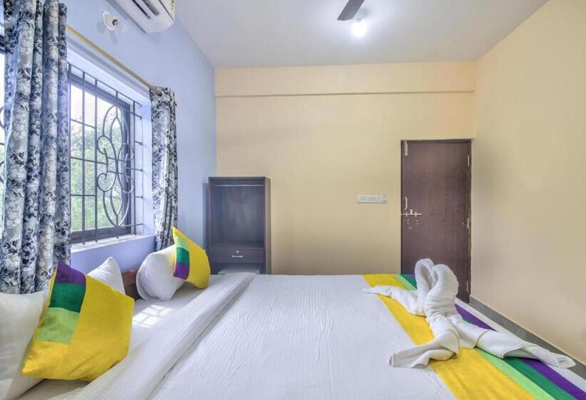 اتاق استاندارد سه تخته با بالکن, Crystal Bay Baga