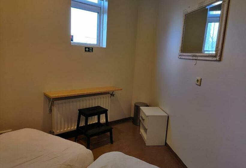 اتاق استاندارد, Sm Hostel