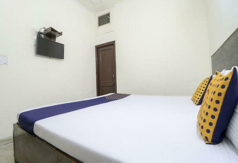 غرفة قياسية ثلاثية, Spot On Motel Haryana