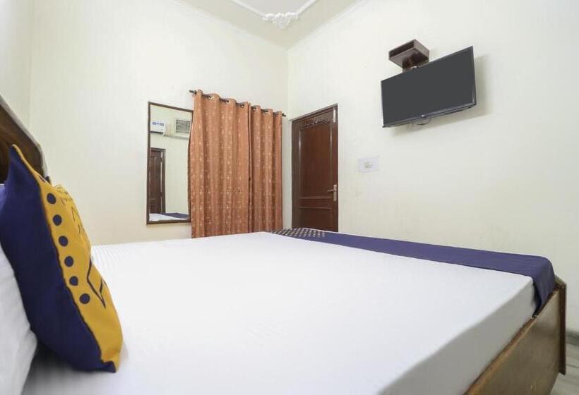 غرفة إقتصادية ثلاثية, Spot On Motel Haryana