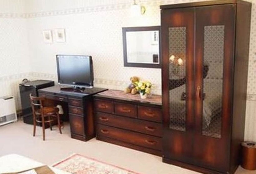Номер Стандарт, Petit Hotel Corinthian