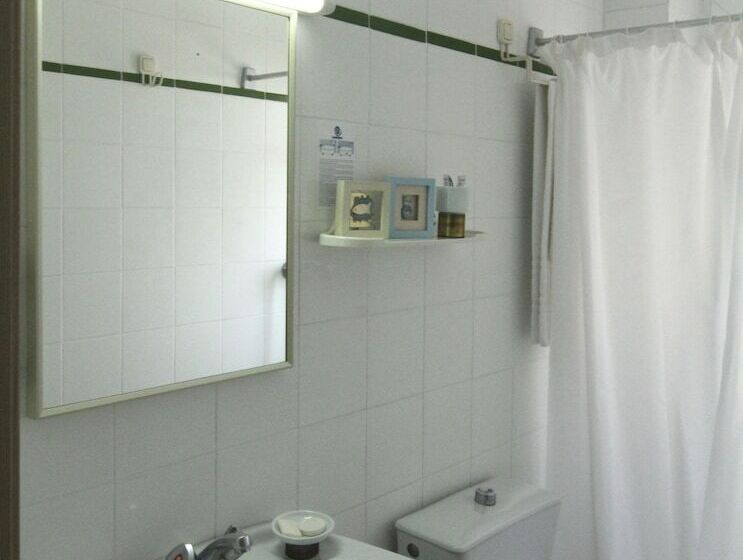スタンダードルーム, Hostal Tahiti Rs