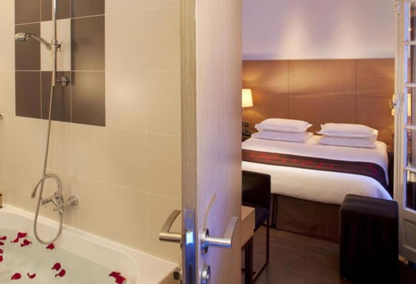 Quarto Deluxe, Villathena