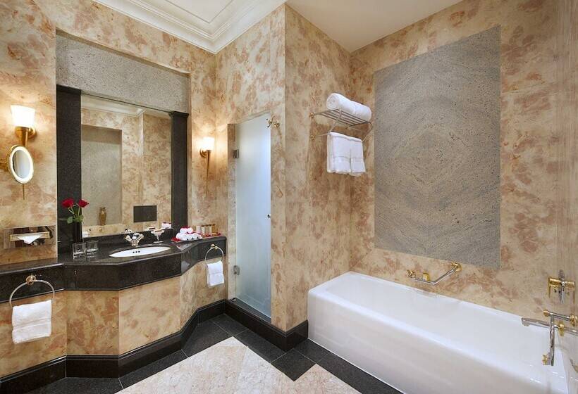 Президентский Люкс, Waldorf Astoria Jeddah  Qasr Al Sharq