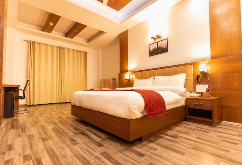 디럭스 룸, Himalayan Splendour Resort