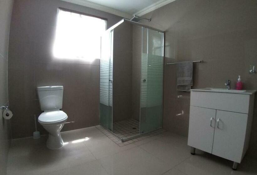 Шале 1 Спальня, Vaal Marina Resort