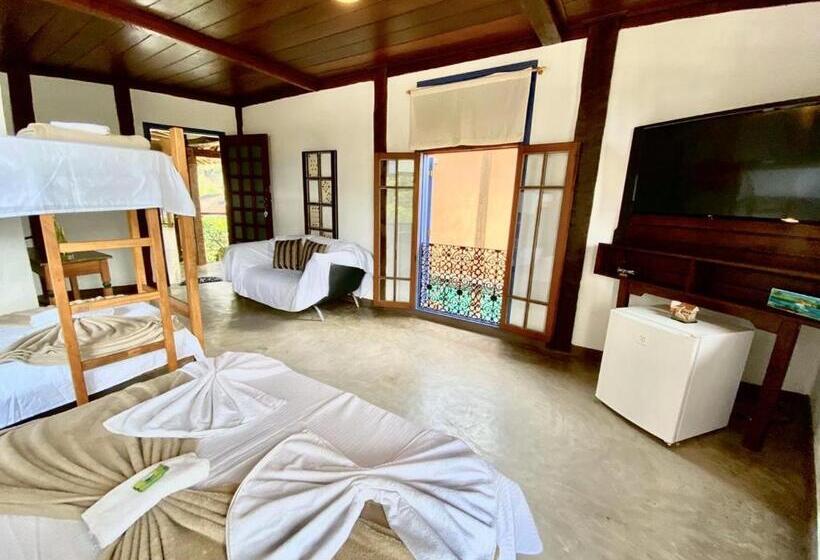 سوئیت با بالکن, Vila Pequeá Pousada Ilhabela