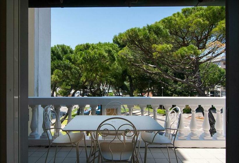 Апартаменты 1 Спальня Вид на Море с Балконом, Residence Villa Marina