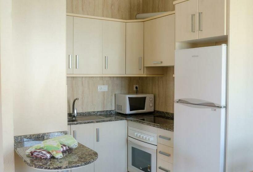 آپارتمان 1 خوابه, Apartamentos Tesy