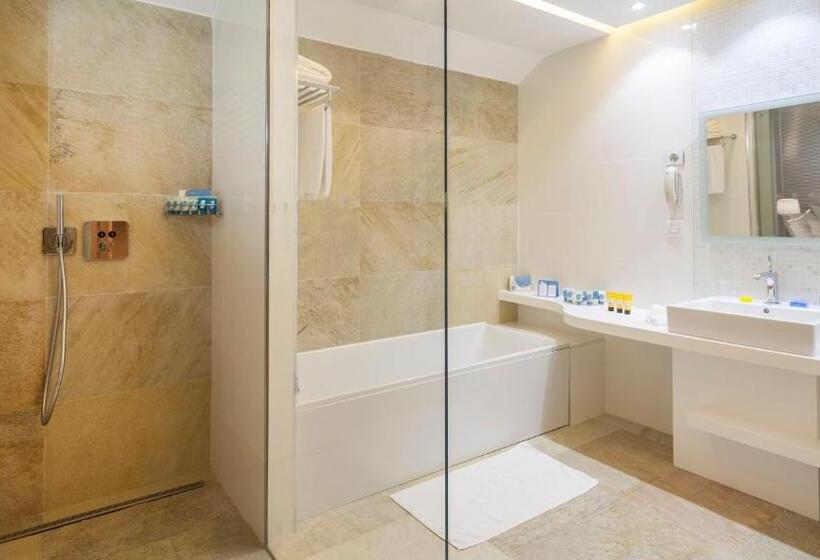 Habitación Premium Vista al Mar., La Cigale Tabarka