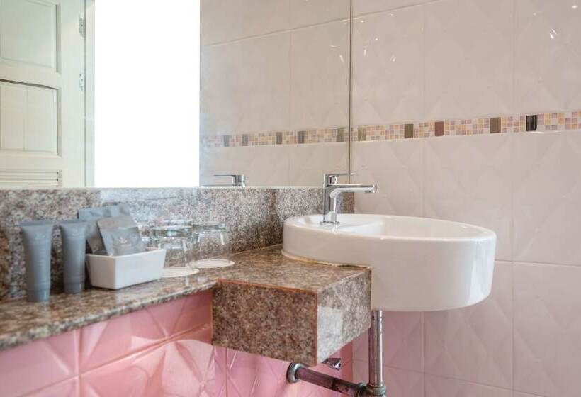 اتاق استاندارد, Memory Karon Resort