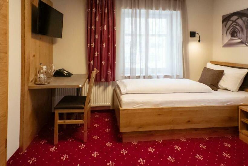 Номер Стандарт Индивидуальный, Klostergasthof Heidenheim   Hotel Garni